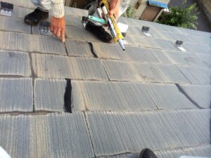 外壁同様　塗装前の下地補強は大切です。耐久性に差がでます